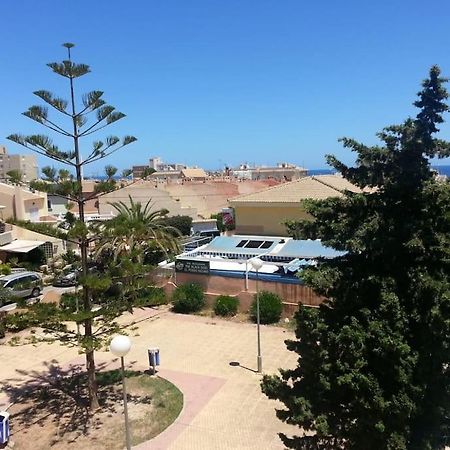 Estudio En Torrevieja A 700 M Del Mar Luaran gambar
